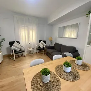 https://centro-5-pax-tranquilo-wifi-y-ascensor.bilbaohotelsspain.com