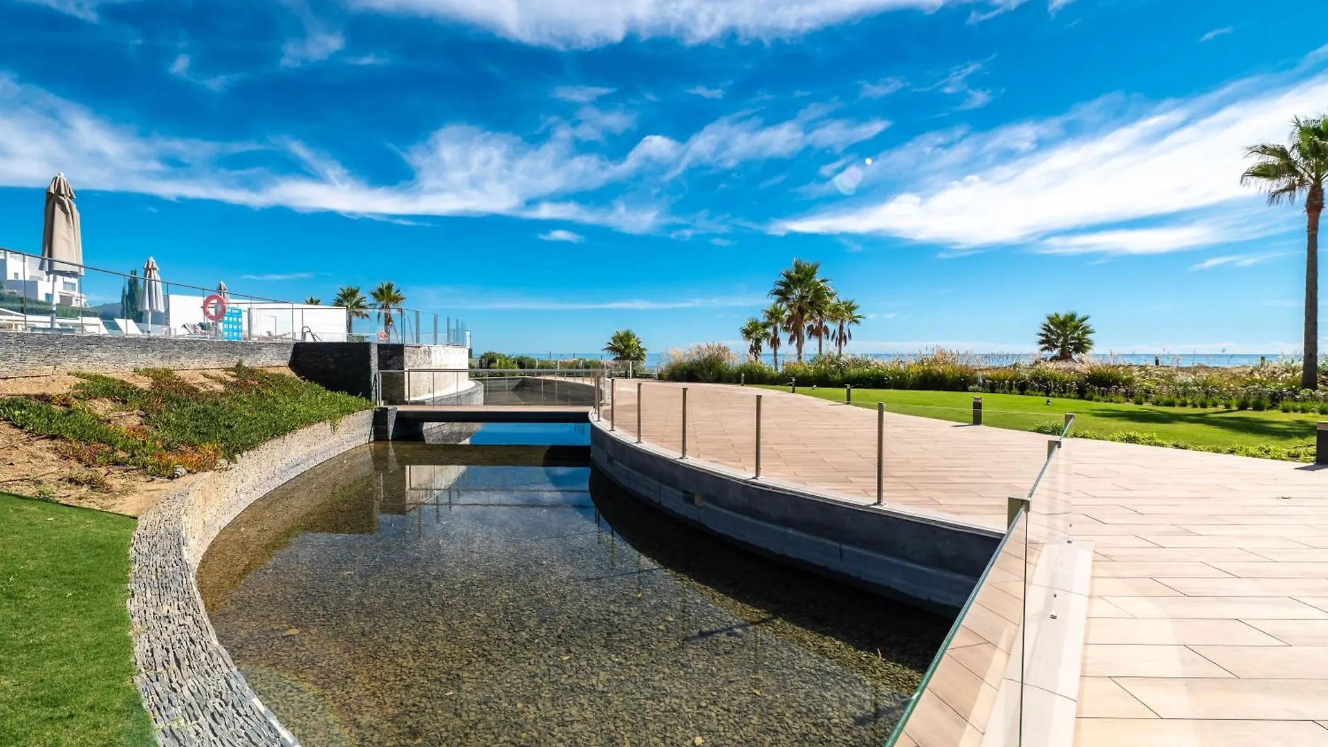 The Edge Apartment Estepona Hiszpania