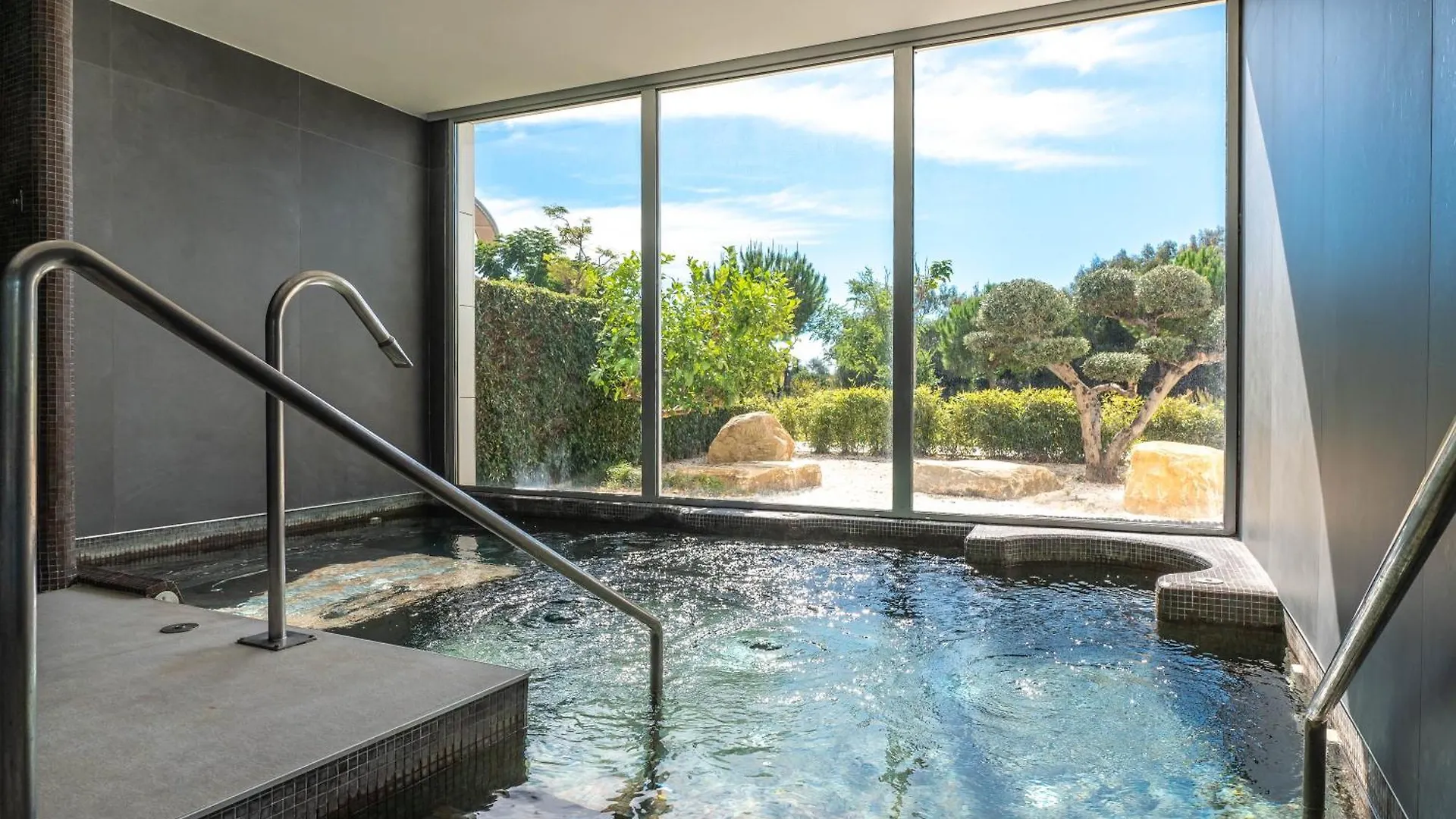 The Edge Apartment Estepona