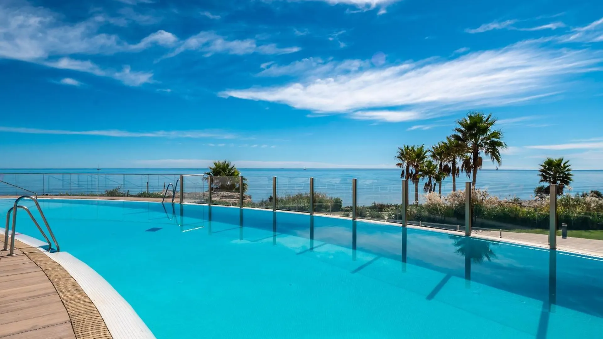 The Edge Apartment Estepona