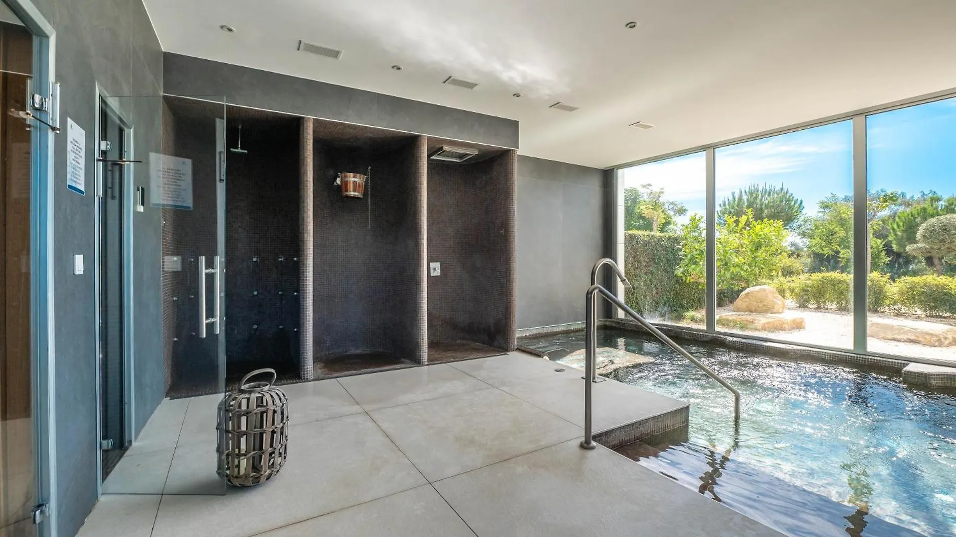 The Edge Apartment Estepona Hiszpania